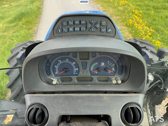 New Holland TS125A m/ frontlaster. Ny kløtsjpakke! 26 of 30