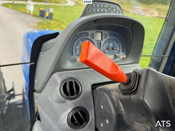 New Holland TS125A m/ frontlaster. Ny kløtsjpakke! 25 of 30