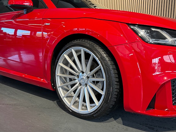 Audi TT 3 of 30