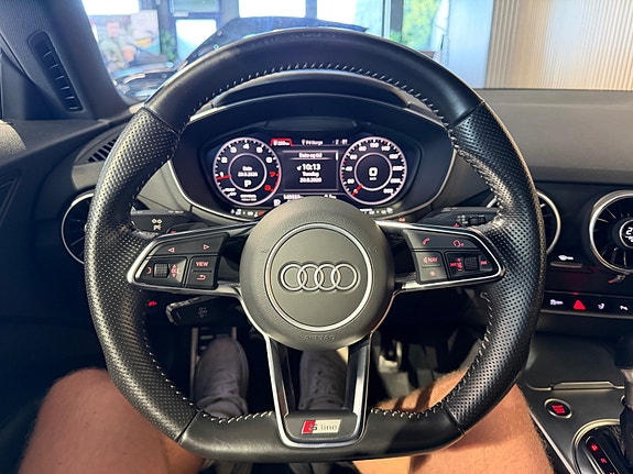 Audi TT 25 of 30