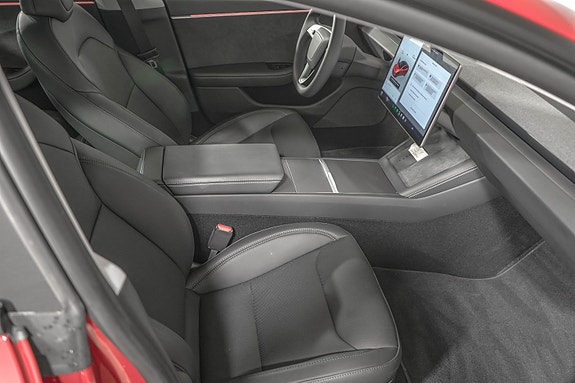 Tesla Model 3 15 of 23