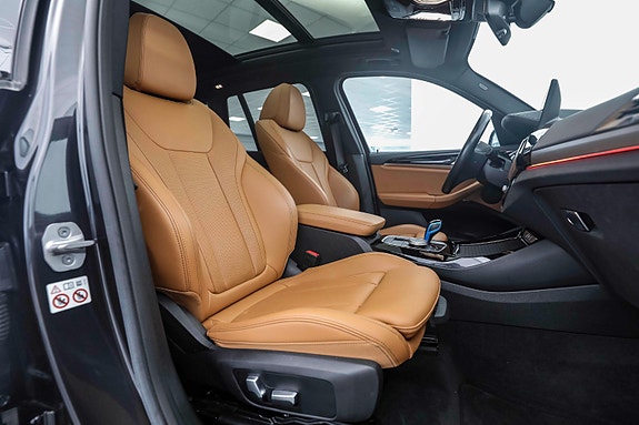BMW iX3 20 of 30