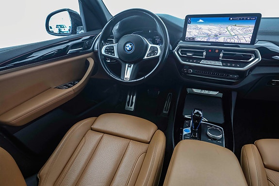 BMW iX3 16 of 30