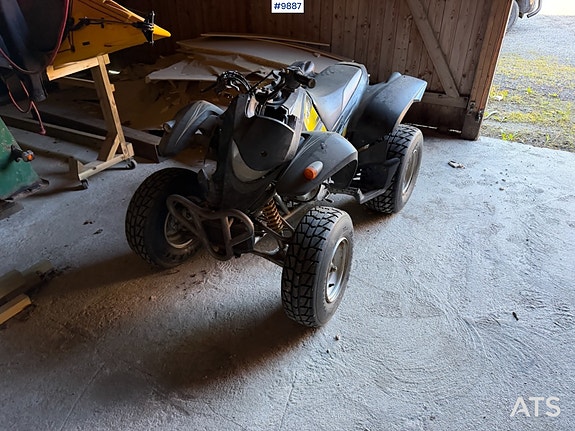 Triton  250 Mistral 2 of 15