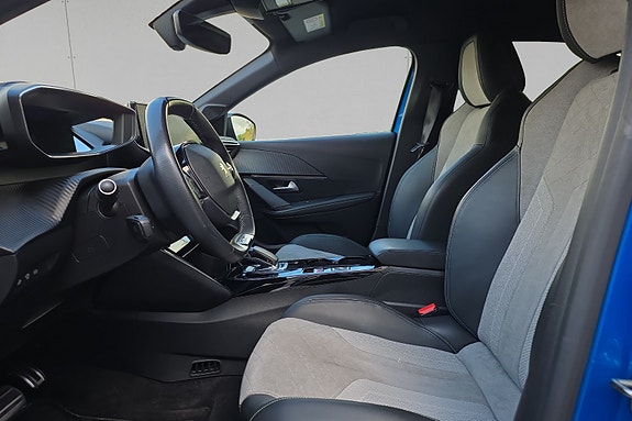 Peugeot 208 13 of 18