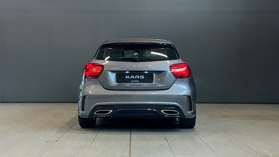 Mercedes-Benz A180 4 of 30