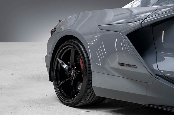 Chevrolet Corvette 25 of 30