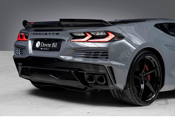 Chevrolet Corvette 23 of 30