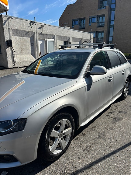 Audi A4 4 of 30