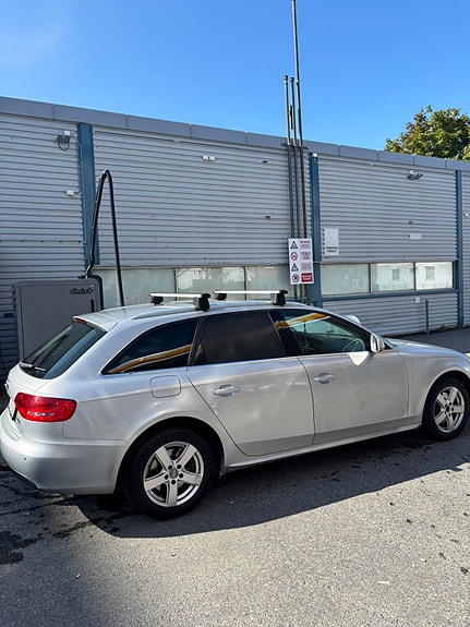 Audi A4 5 of 30