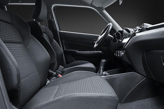 Suzuki Swift 25 of 26