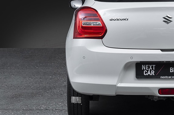 Suzuki Swift 8 of 26