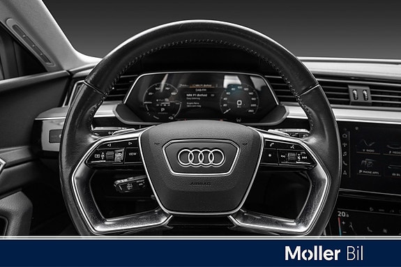 Audi e-tron 15 of 27