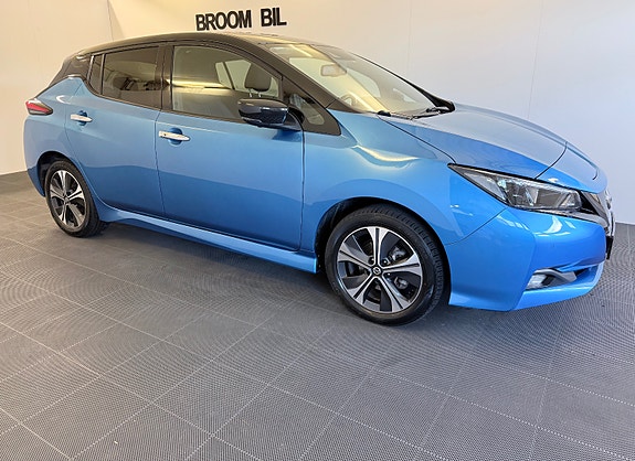 Nissan Leaf 4 of 30