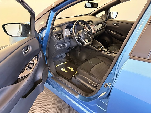 Nissan Leaf 12 of 30