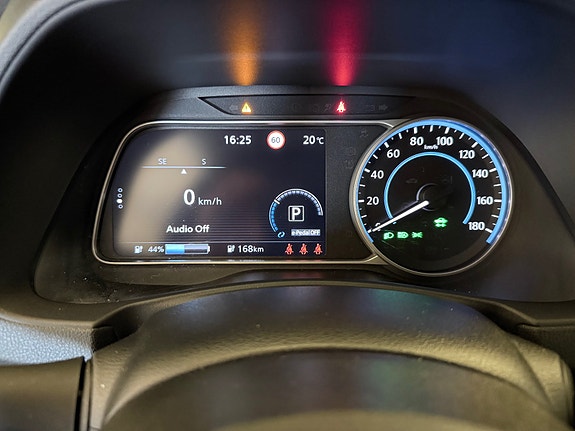 Nissan Leaf 18 of 30