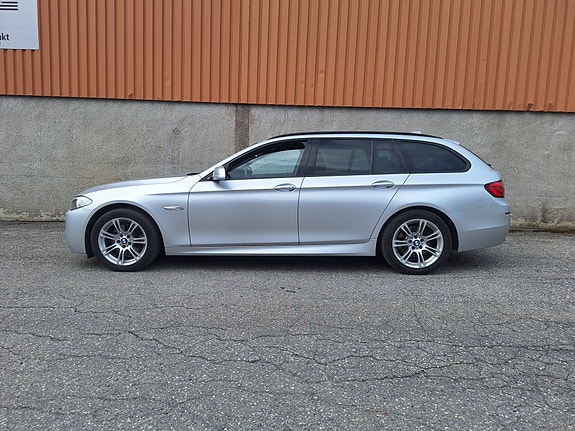 BMW 520d 4 of 24