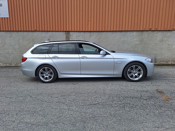BMW 520d 3 of 24