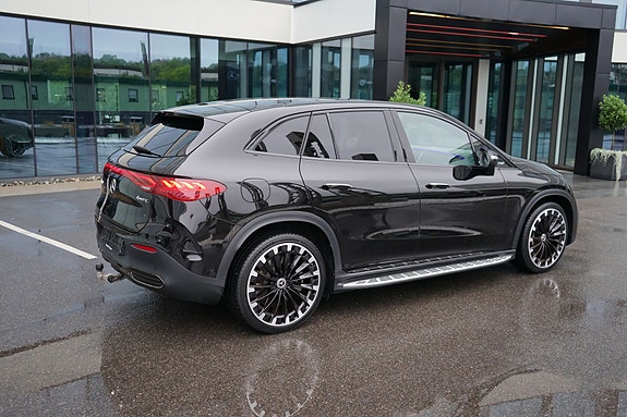 Mercedes-Benz EQE SUV 5 of 23