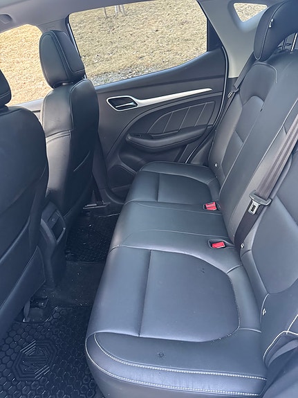 MG ZS EV 10 of 18