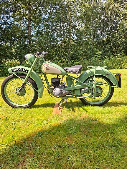 BSA Bantam 2 of 17