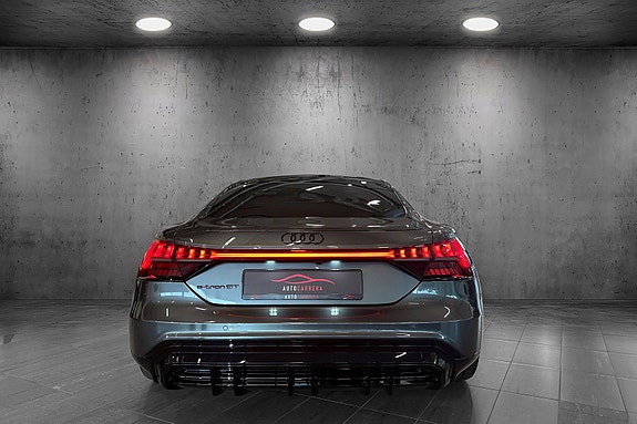 Audi e-tron GT 4 of 27