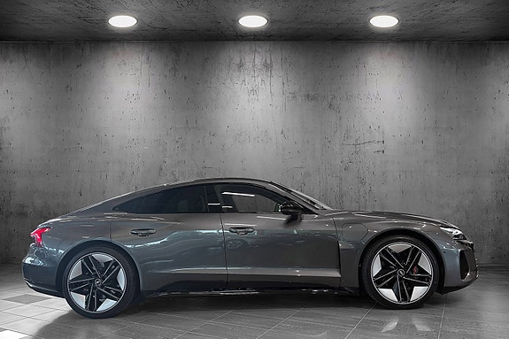 Audi e-tron GT 6 of 27