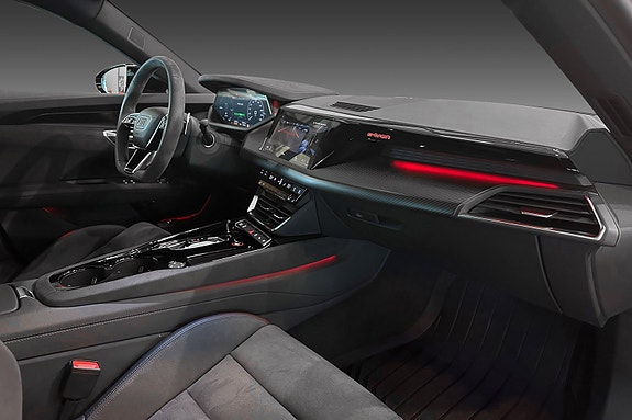 Audi e-tron GT 22 of 27