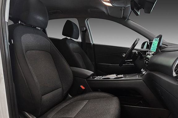 Hyundai Kona 21 of 24