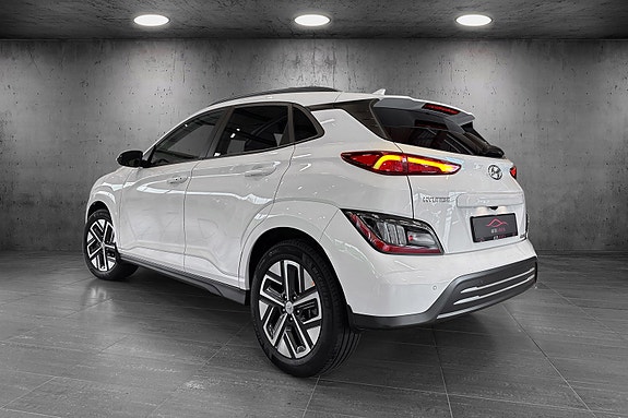 Hyundai Kona 3 of 24