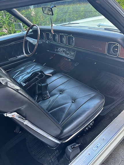 Lincoln Continental Mark III 4 of 7