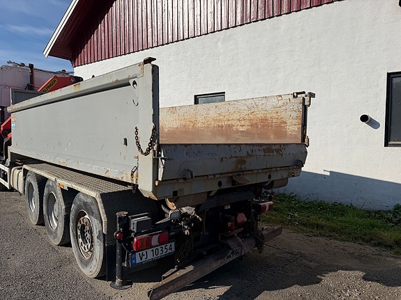 Volvo Arocs, 3253LK 8X4 5 of 5