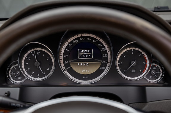 Mercedes-Benz E350 d 24 of 30