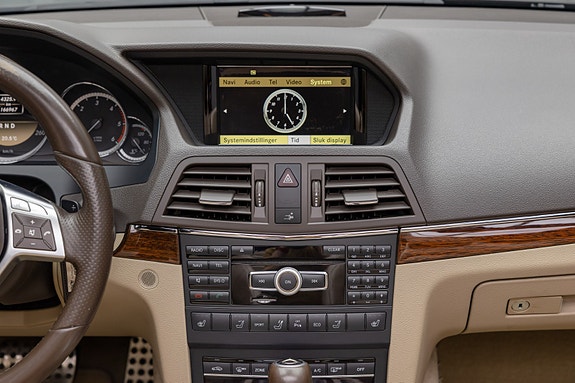 Mercedes-Benz E350 d 27 of 30