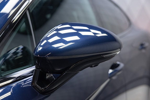 Porsche Panamera 4 11 of 30