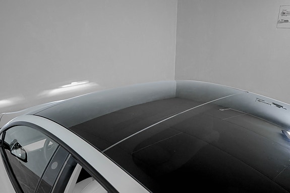Tesla Model 3 7 of 25