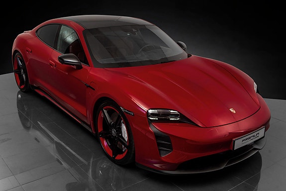 Porsche Taycan 2 of 30