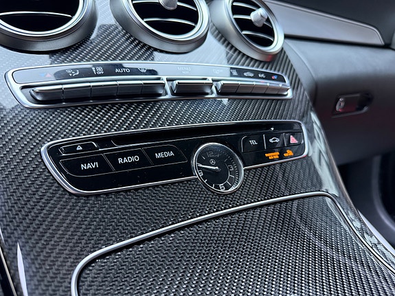 Mercedes-Benz C350 e 24 of 30