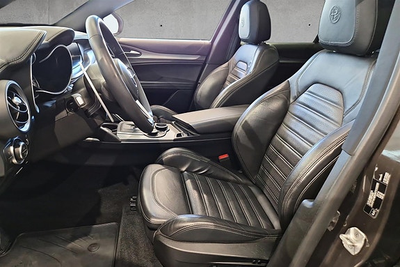 Alfa Romeo Stelvio 9 of 20