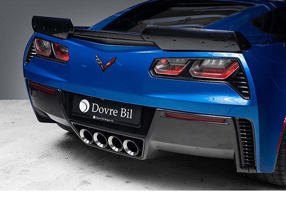 Chevrolet Corvette 24 of 30