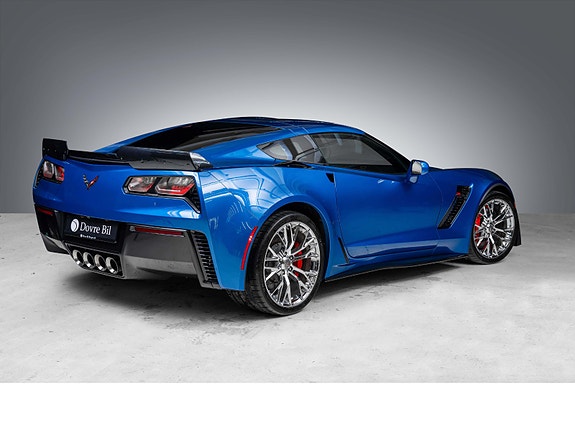 Chevrolet Corvette 15 of 30