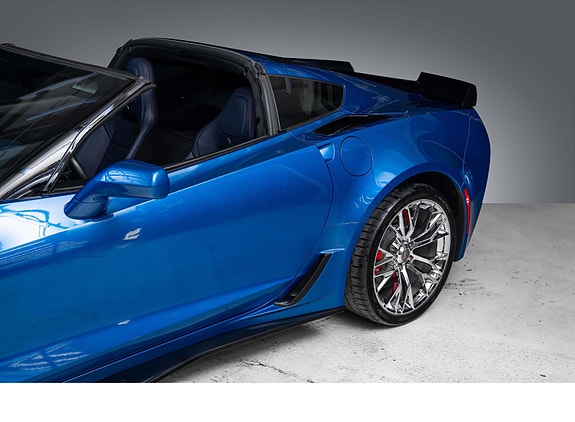 Chevrolet Corvette 6 of 30