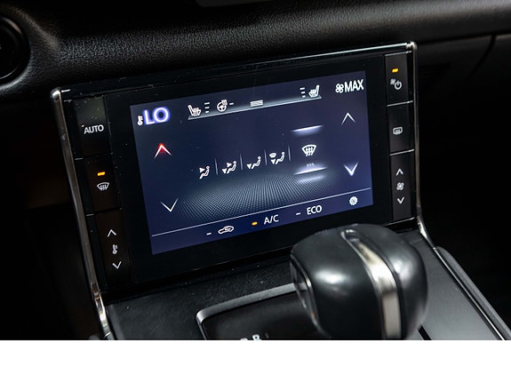Mazda MX-30 15 of 29