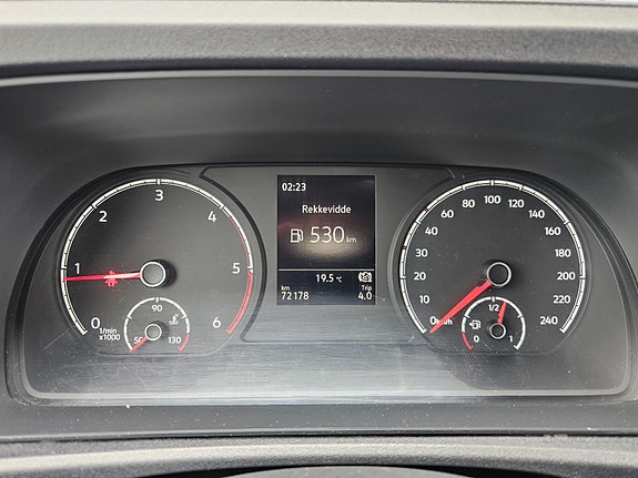 Volkswagen Caddy Maxi 8 of 16