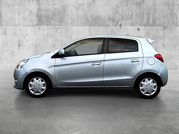 Mitsubishi Space Star 8 of 22