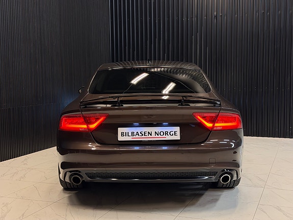 Audi A7 10 of 30