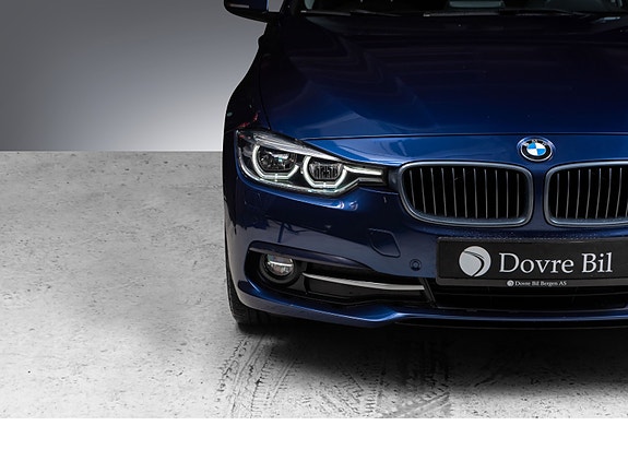 BMW 318i 2 of 30