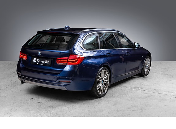 BMW 318i 7 of 30