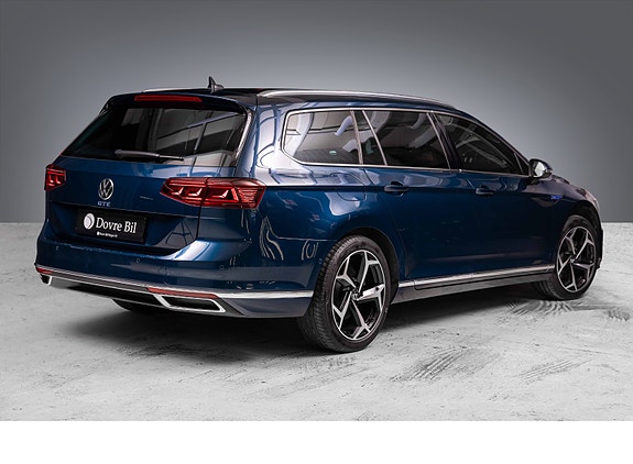 Volkswagen Passat 11 of 27