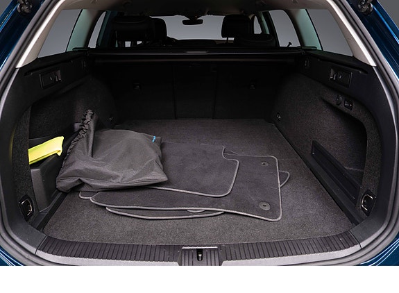 Volkswagen Passat 27 of 27